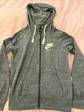 Nike Womens Gray Heather Full-Zip Women’s Hoodie Jacket